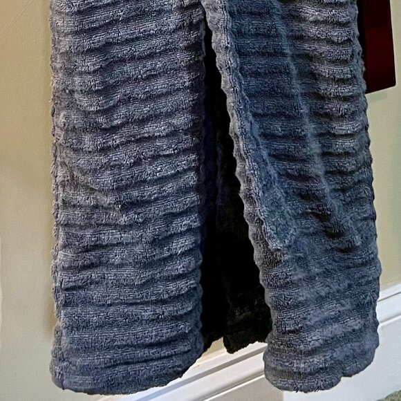 Robe - Melange Home 100% Turkish Zero Twist Rib bathrobe - Picture 6 of 7